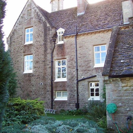 Trimnells House Bed & Breakfast Chippenham  Exterior photo