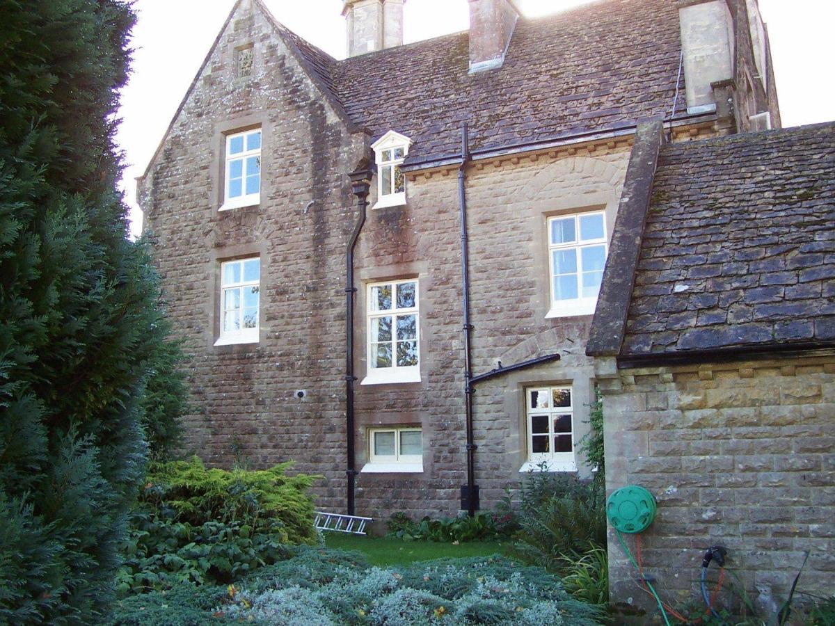 Trimnells House Bed & Breakfast Chippenham  Exterior photo